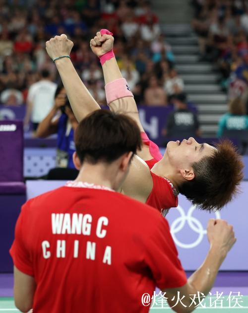 羽联总决赛:国羽两混双携手晋级 “梁王”仍存出线可能 羽联总决赛:国羽两混双携手晋级 “梁王”仍存出线可能